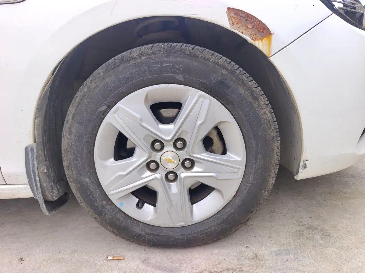 Chevrolet Cavalier 2016 1.5L Automatic Enjoyment Edition — миниатюра 8