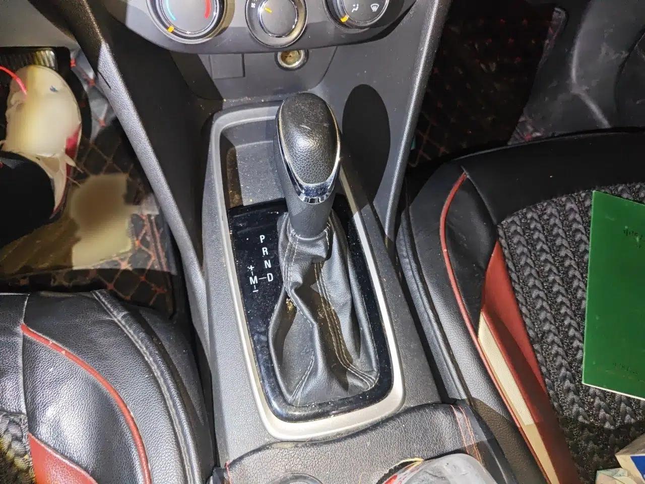 Chevrolet Cavalier 2016 1.5L Automatic Enjoyment Edition — миниатюра 11