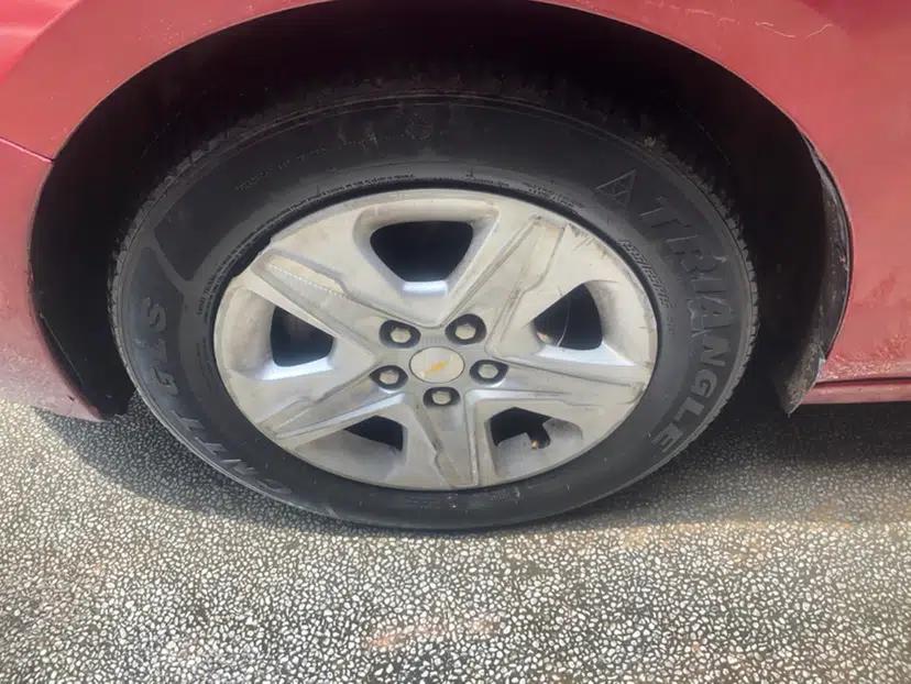 Chevrolet Cavalier 2016 1.5L Automatic Enjoyment Edition — миниатюра 5