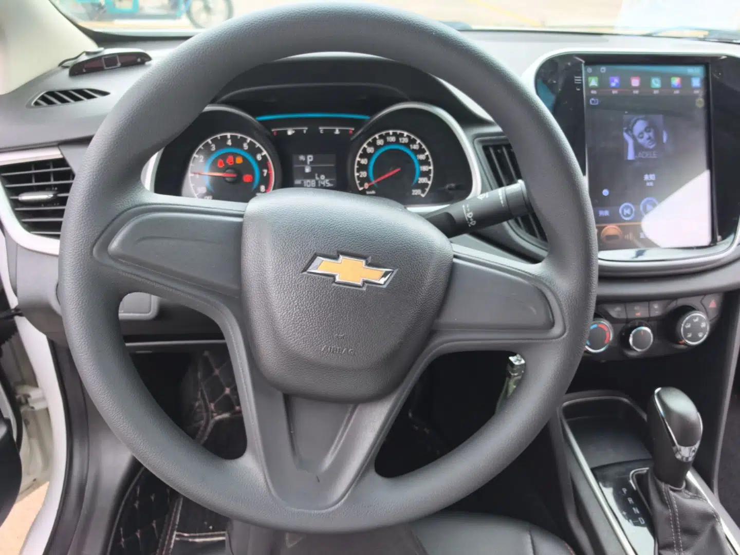 Chevrolet Cavalier 2019 320 Automatic Enjoyment with Sunroof — миниатюра 14