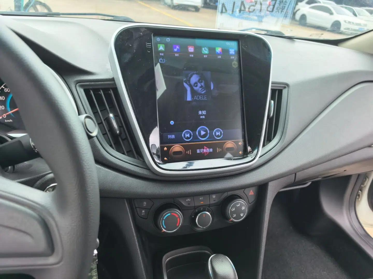 Chevrolet Cavalier 2019 320 Automatic Enjoyment with Sunroof — миниатюра 16