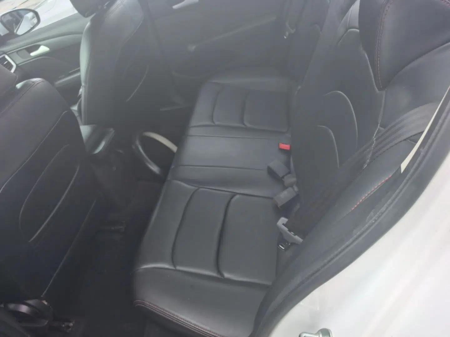 Chevrolet Cavalier 2019 320 Automatic Enjoyment with Sunroof — миниатюра 20