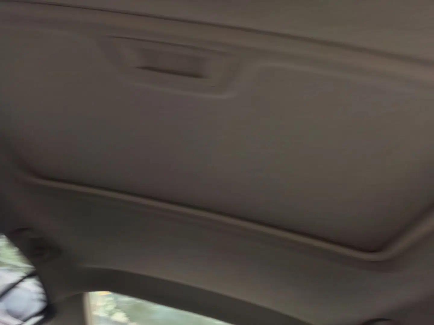 Chevrolet Cavalier 2019 320 Automatic Enjoyment with Sunroof — миниатюра 21
