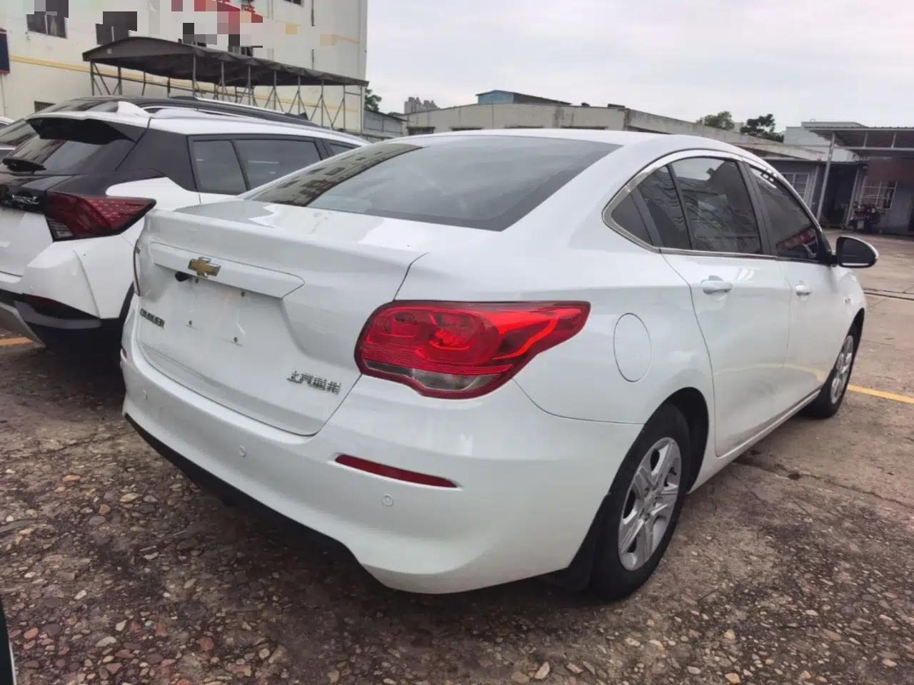 Chevrolet Cavalier 2019 320 Automatic Enjoyment with Sunroof — миниатюра 6