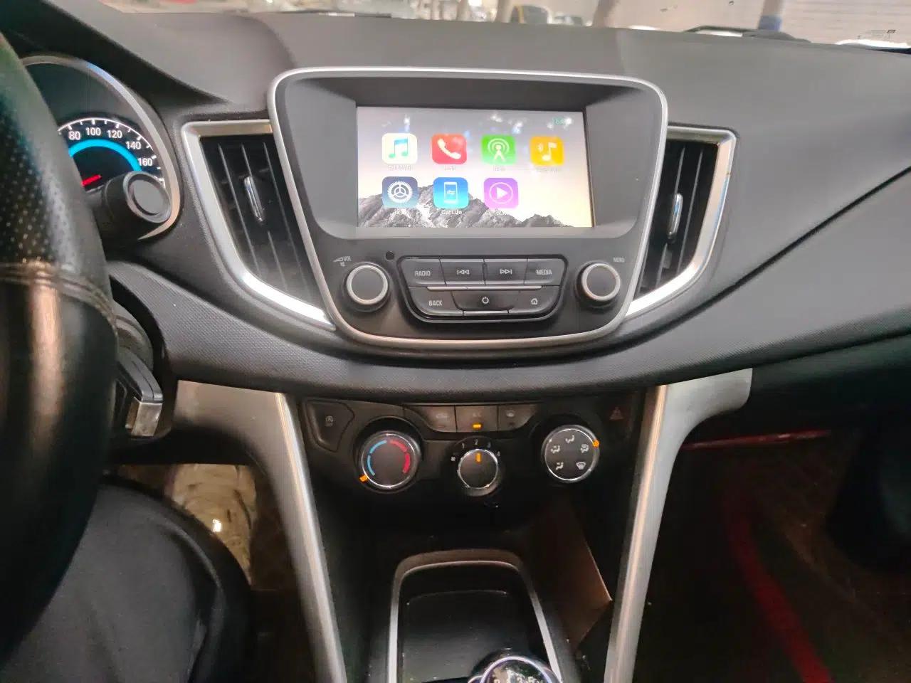 Chevrolet Cavalier 2019 320 Manual Enjoyment Edition — миниатюра 14