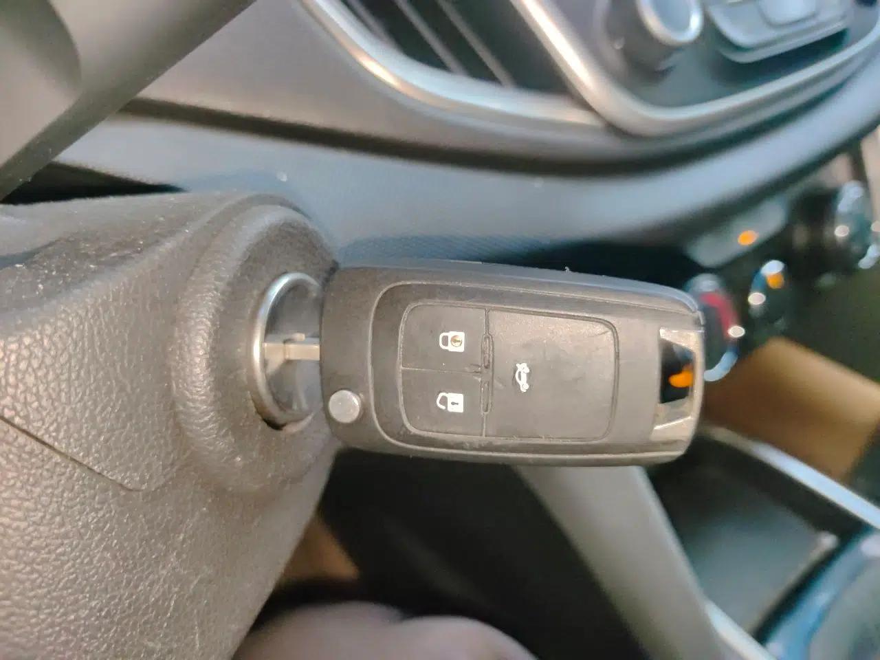 Chevrolet Cavalier 2019 320 Manual Enjoyment Edition — миниатюра 9