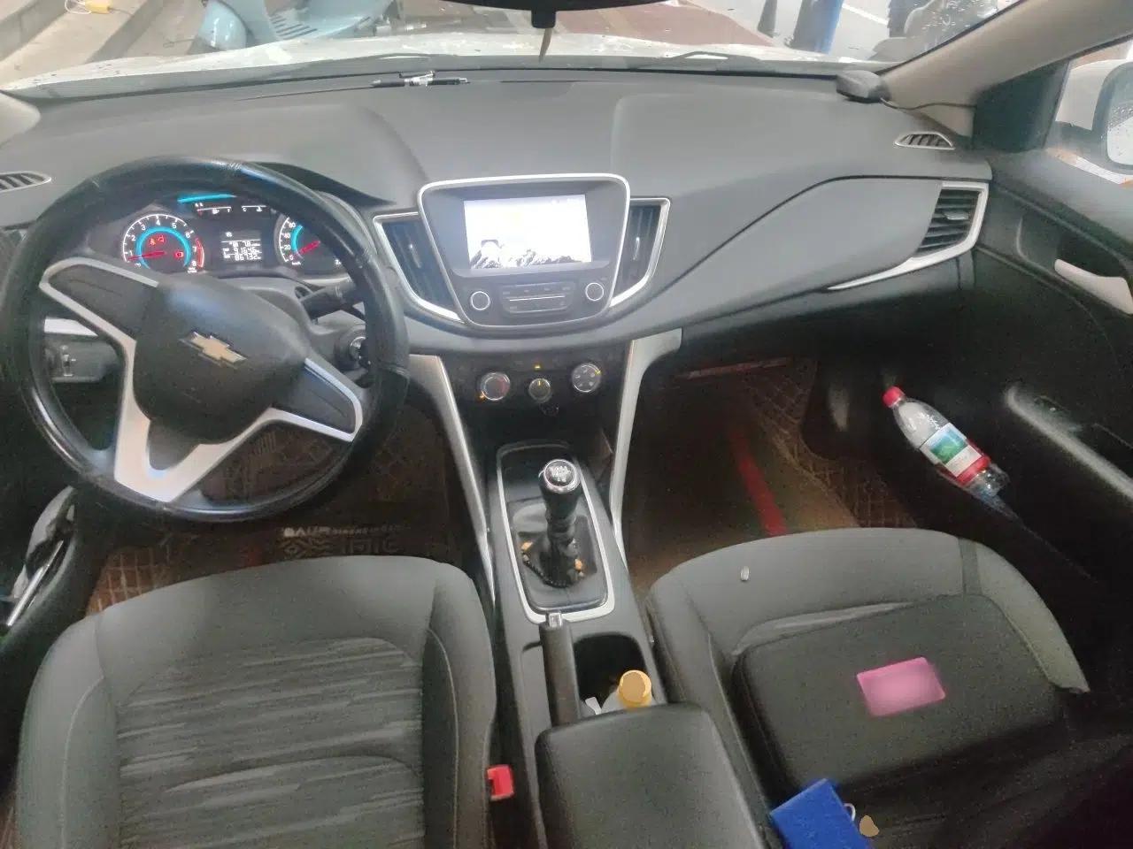 Chevrolet Cavalier 2019 320 Manual Enjoyment Edition — миниатюра 10