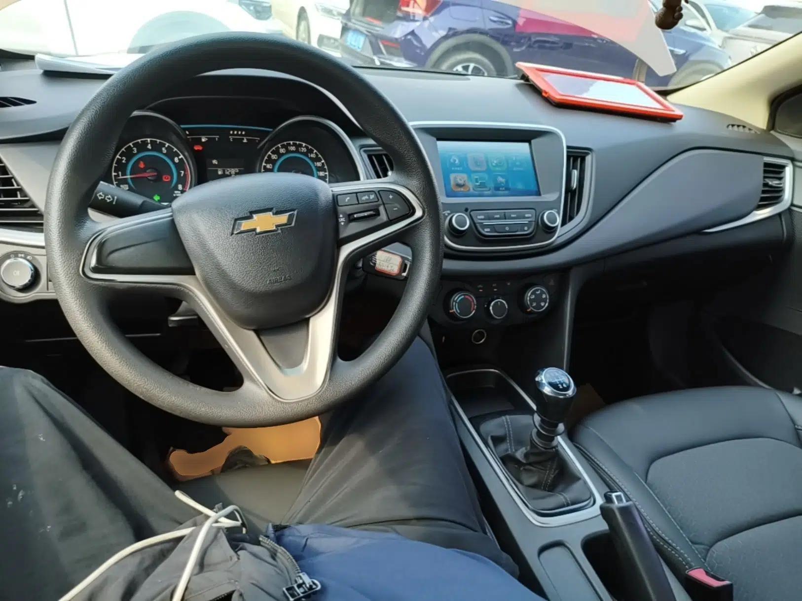 Chevrolet Cavalier 2018 320 Manual Xinyue Edition — миниатюра 13
