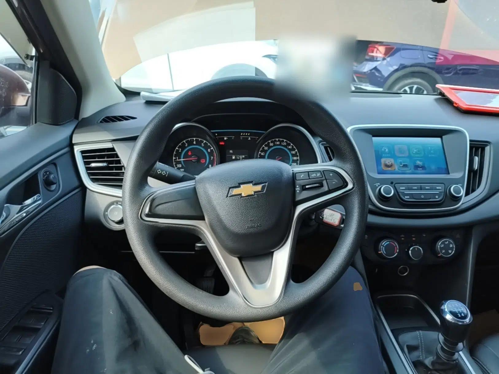 Chevrolet Cavalier 2018 320 Manual Xinyue Edition — миниатюра 14