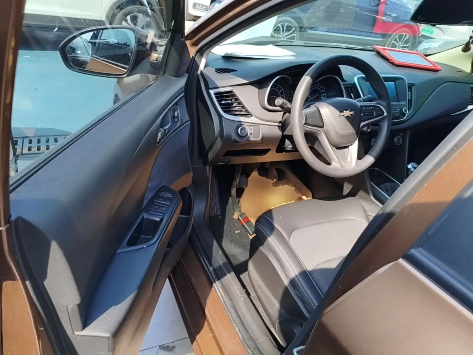 Chevrolet Cavalier 2018 320 Manual Xinyue Edition — миниатюра 19