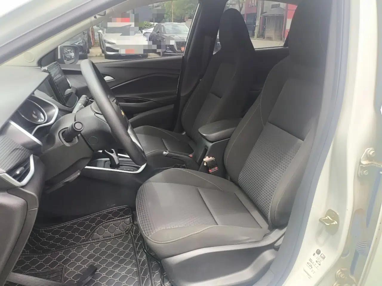 Chevrolet Cavalier 2022 325T Automatic Enjoyment Edition — миниатюра 17