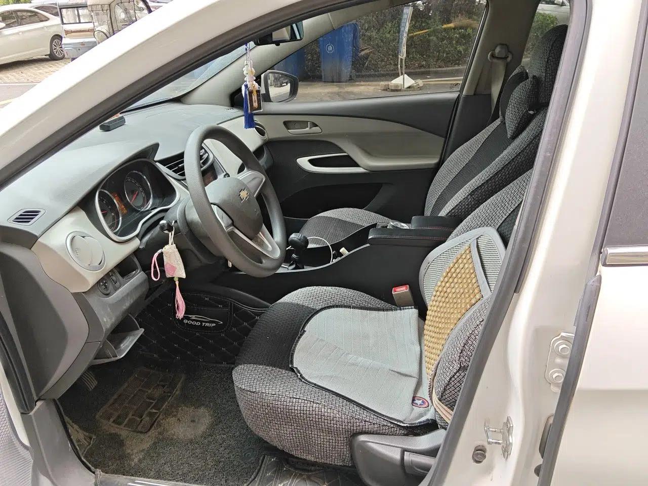 Chevrolet Sail 2015 Sail 3 1.5L Manual with Ideal Sunroof Edition — миниатюра 16