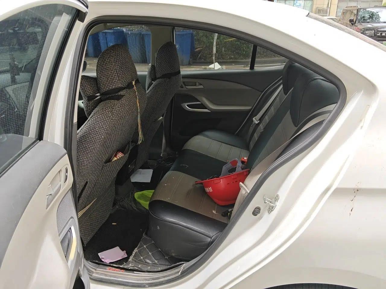 Chevrolet Sail 2015 Sail 3 1.5L Manual with Ideal Sunroof Edition — миниатюра 18