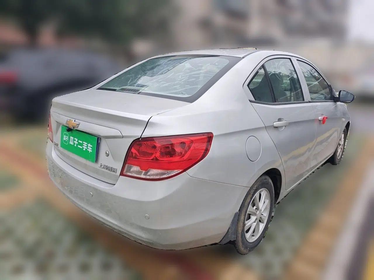 Chevrolet Sail 2015 Sail 3 1.5L Manual with Ideal Sunroof Edition — миниатюра 6