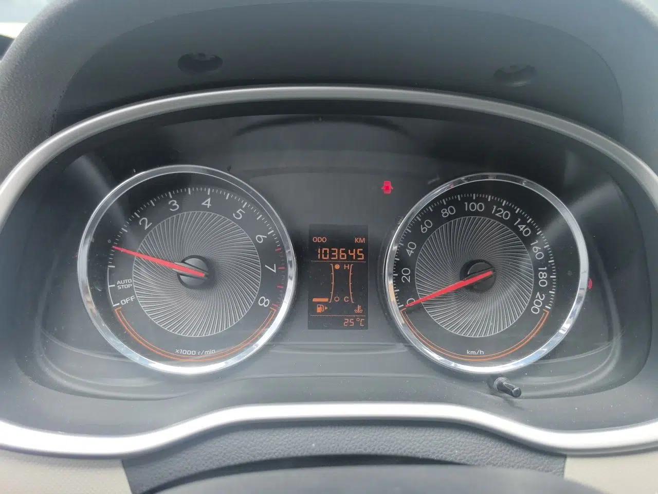 Chevrolet Sail 2015 Sail 3 1.3L Manual Ideal Edition — миниатюра 12