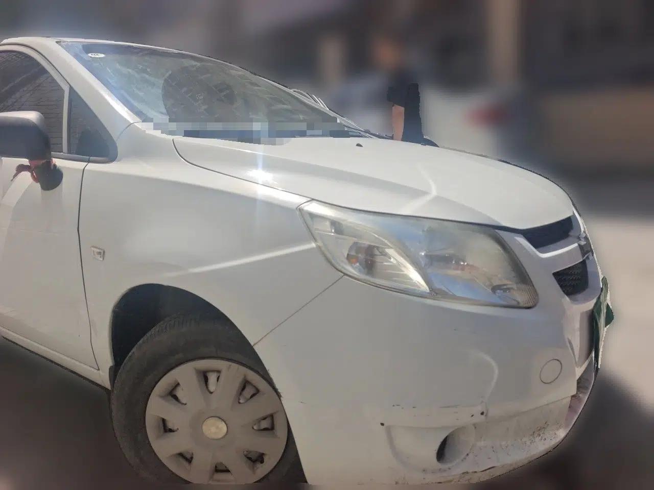 Chevrolet Sail 2013 Sedan 1.2L Manual Warm Edition — миниатюра 3