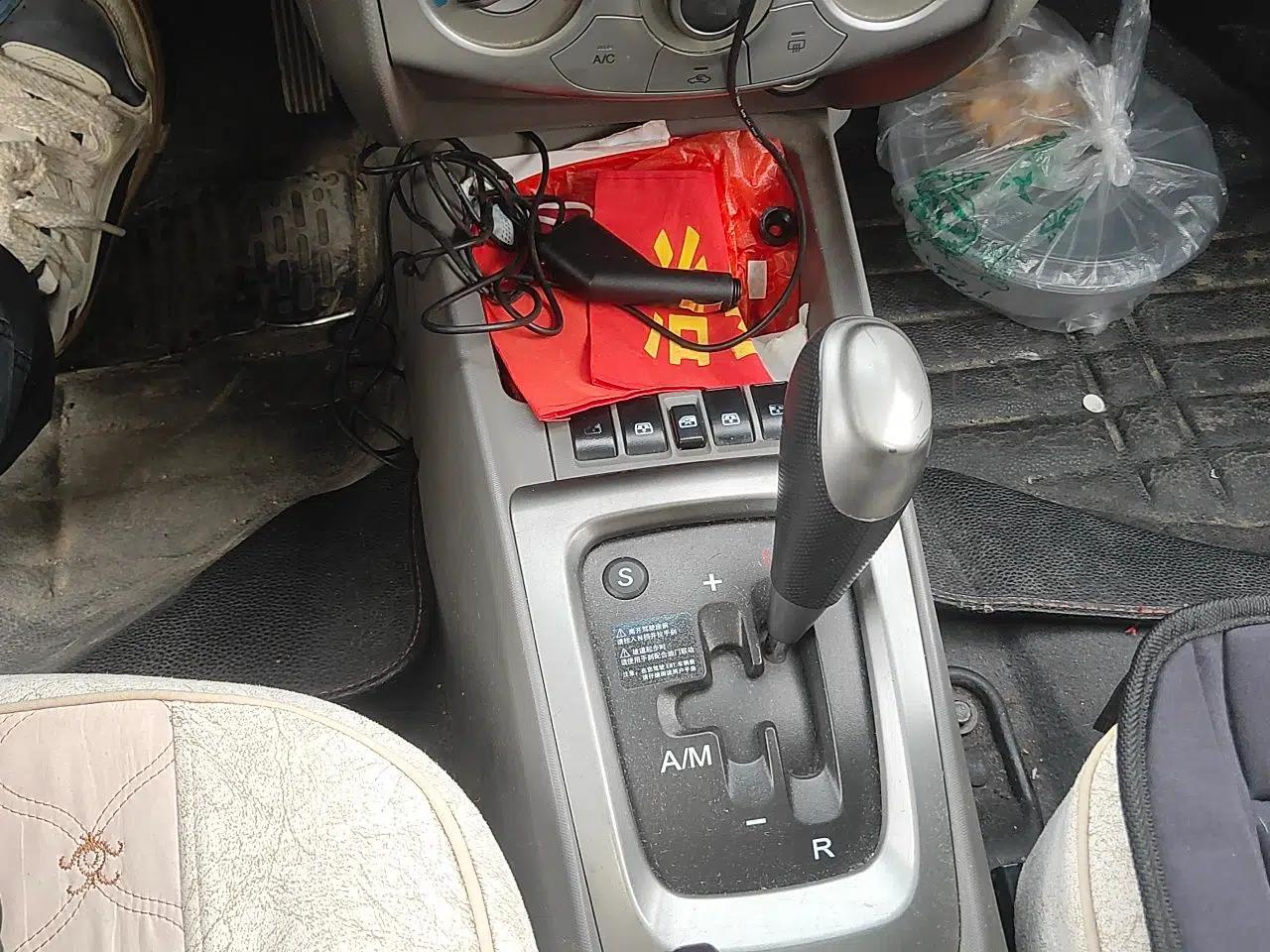 Chevrolet Sail 2013 Sedan 1.4L AMT Enjoy Edition — миниатюра 15