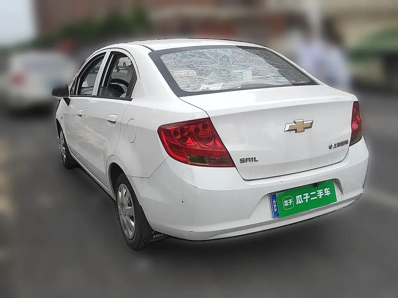 Chevrolet Sail 2013 Sedan 1.4L AMT Enjoy Edition — миниатюра 4