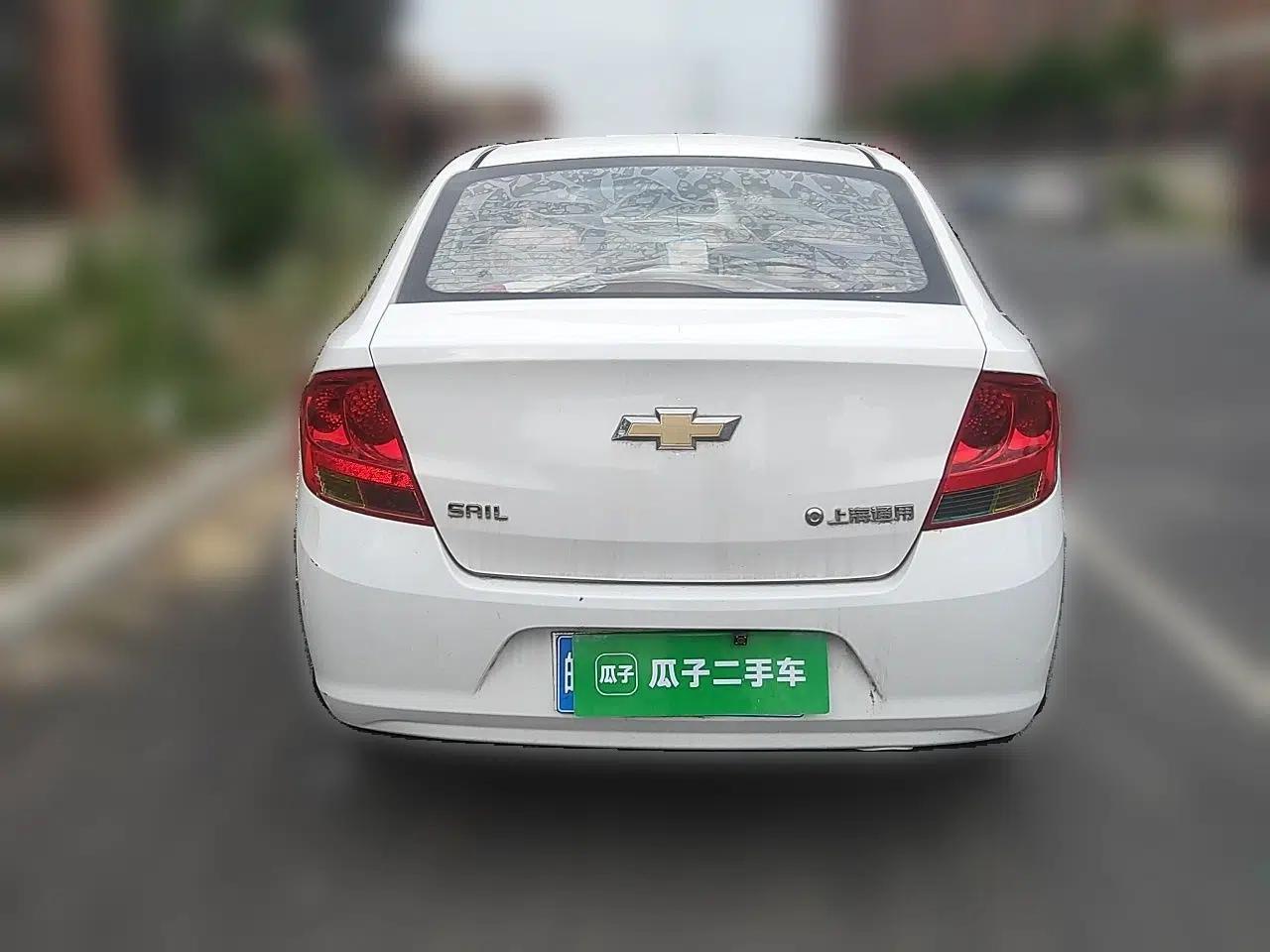 Chevrolet Sail 2013 Sedan 1.4L AMT Enjoy Edition — миниатюра 5