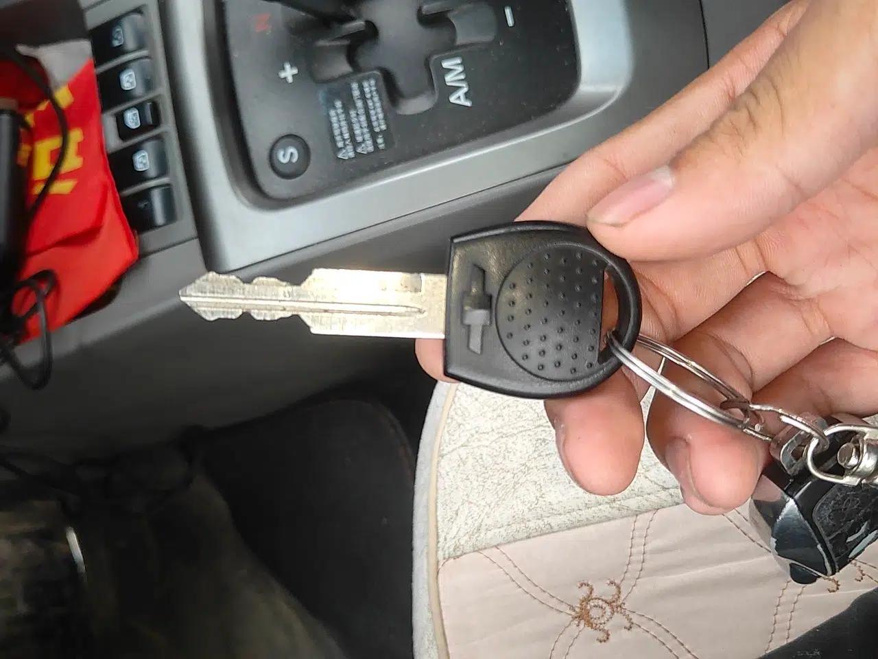 Chevrolet Sail 2013 Sedan 1.4L AMT Enjoy Edition — миниатюра 9