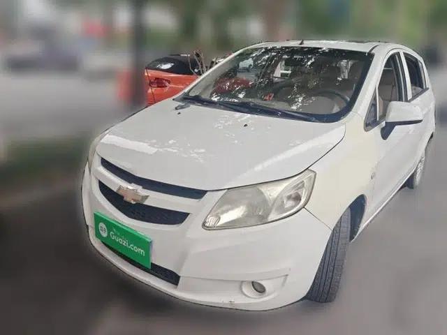 Chevrolet Sail 2011 Hatchback 1.4L AMT Happiness Edition