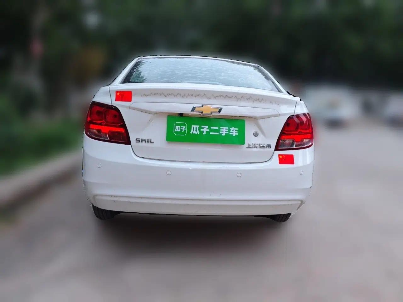 Chevrolet Sail 2011 Sedan 1.4L AMT Happiness Edition — миниатюра 5