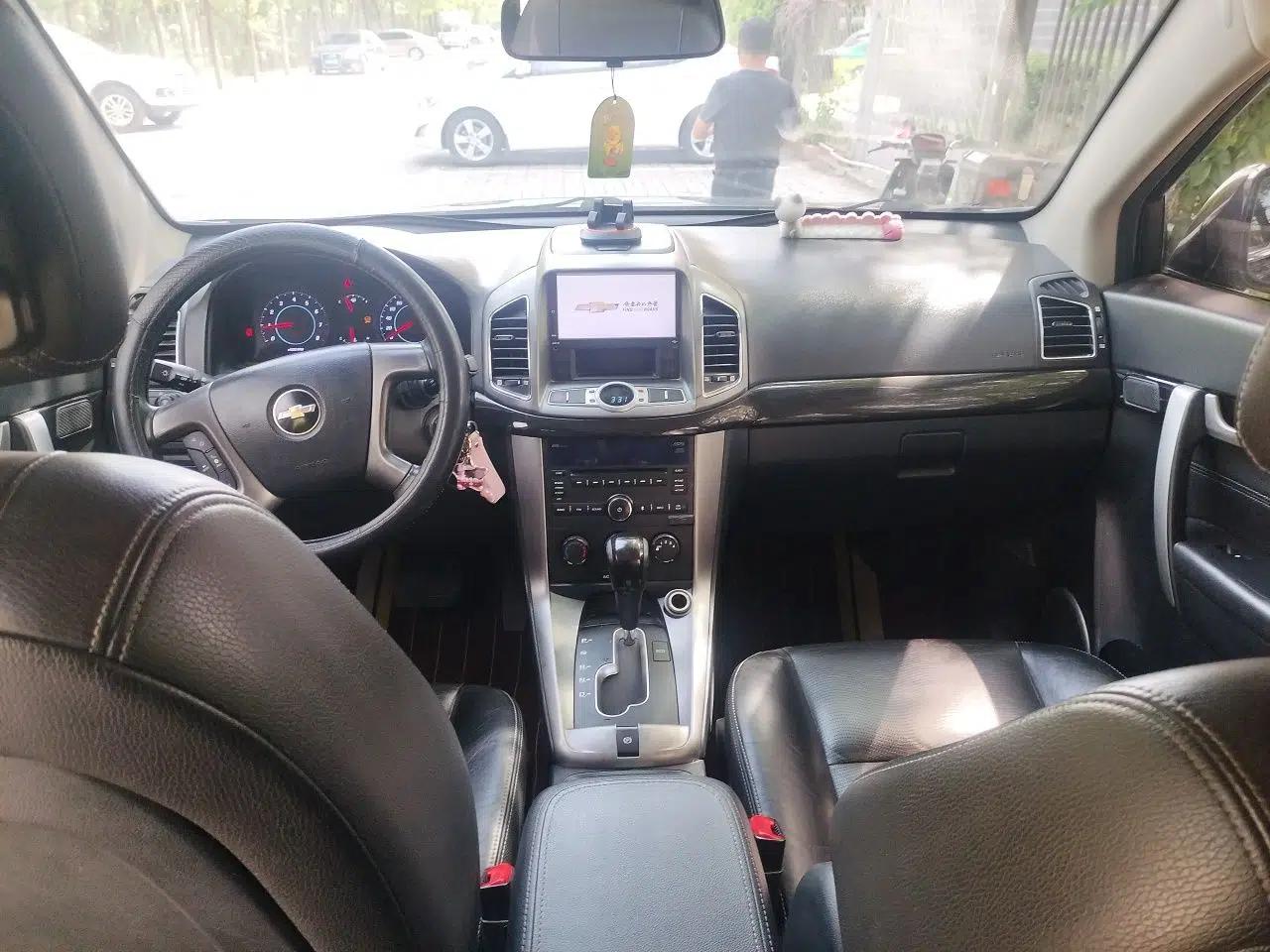 Chevrolet Captiva 2014 2.4L Two-Wheel Drive Urban Version 7 Seats — миниатюра 10