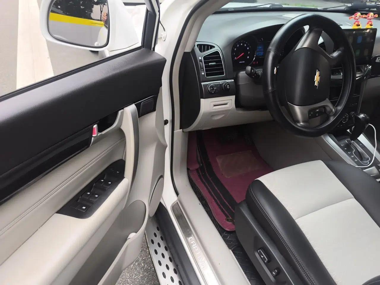 Chevrolet Captiva 2015 2.4L Two-Wheel Drive Urban Version 5 Seats — миниатюра 13