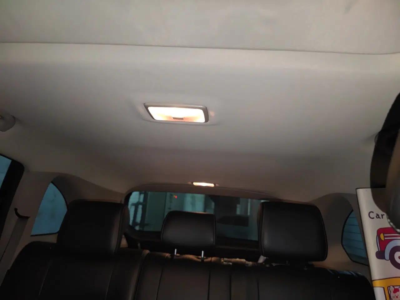 Chevrolet Captiva 2015 2.4L 4x4 Flagship Edition 7-Seater — миниатюра 19