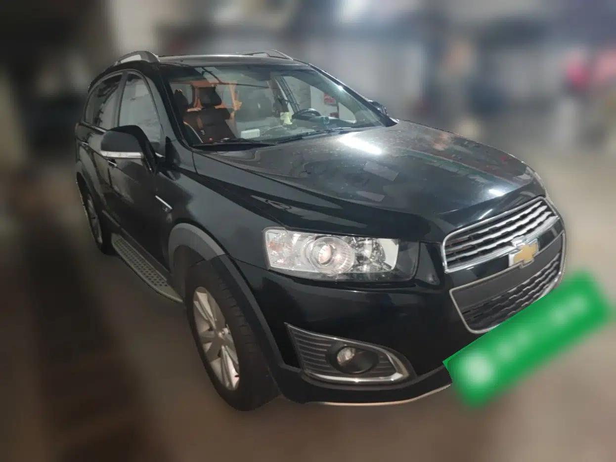 Chevrolet Captiva 2015 2.4L 4x4 Flagship Edition 7-Seater — миниатюра 3