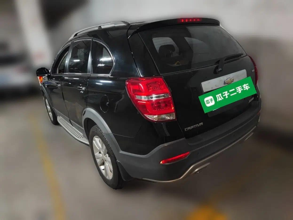 Chevrolet Captiva 2015 2.4L 4x4 Flagship Edition 7-Seater — миниатюра 4