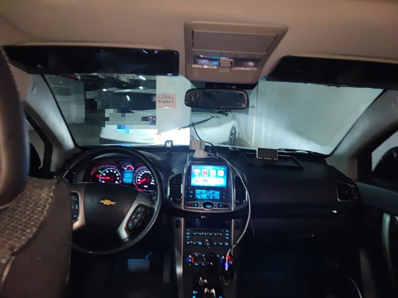 Chevrolet Captiva 2015 2.4L 4x4 Flagship Edition 7-Seater — миниатюра 10