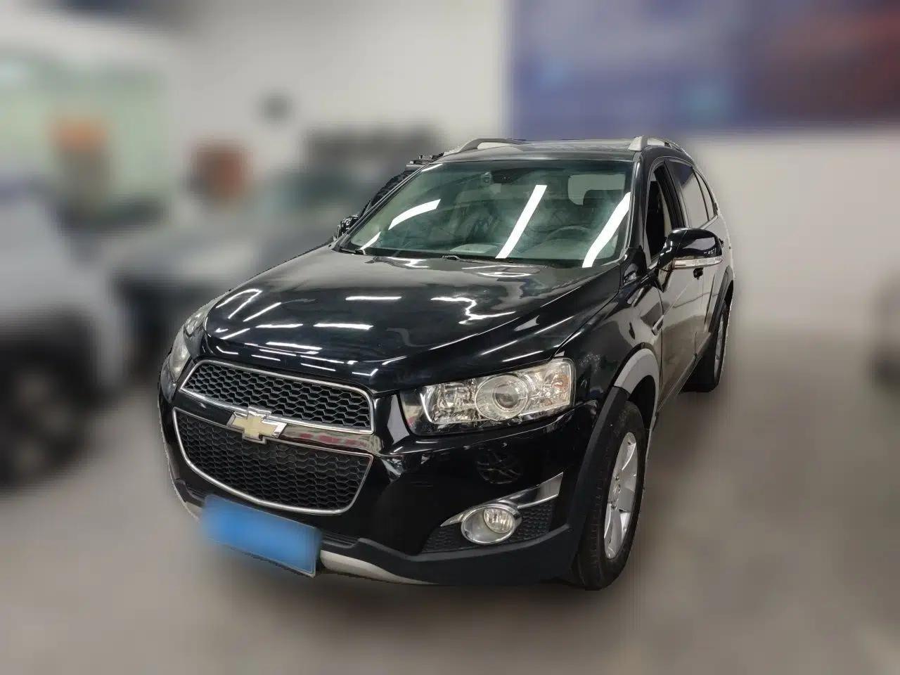 Chevrolet Captiva 2014 2.4L Two-Wheel Drive Urban Version 7 Seats — миниатюра 1