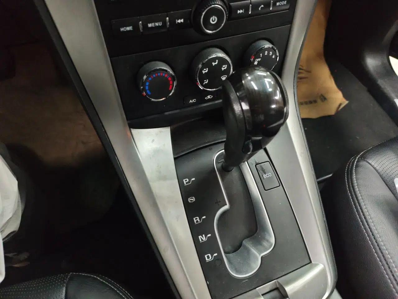 Chevrolet Captiva 2014 2.4L Two-Wheel Drive Urban Version 7 Seats — миниатюра 15