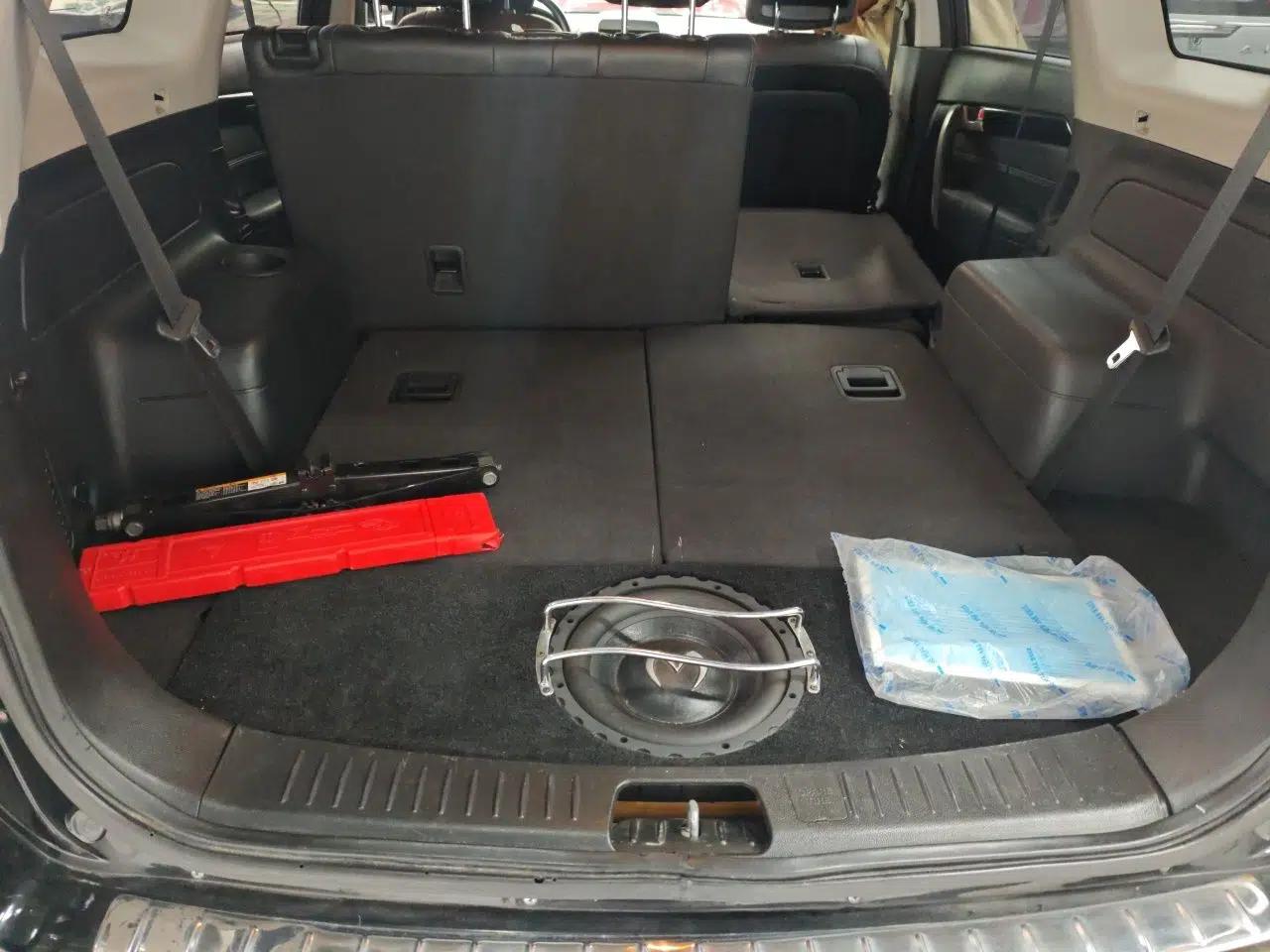 Chevrolet Captiva 2014 2.4L Two-Wheel Drive Urban Version 7 Seats — миниатюра 20