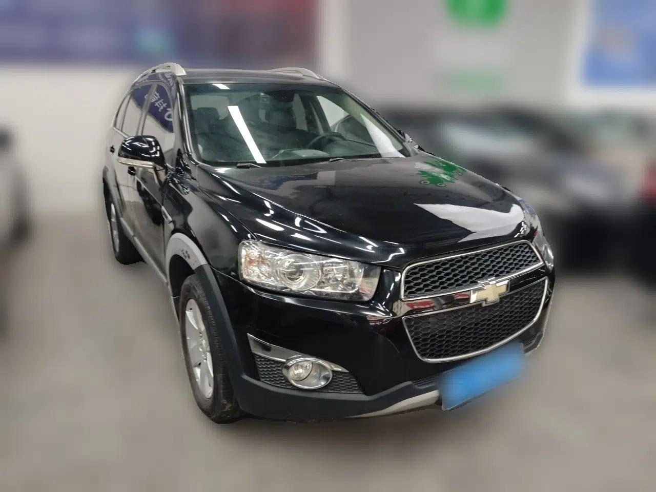 Chevrolet Captiva 2014 2.4L Two-Wheel Drive Urban Version 7 Seats — миниатюра 3
