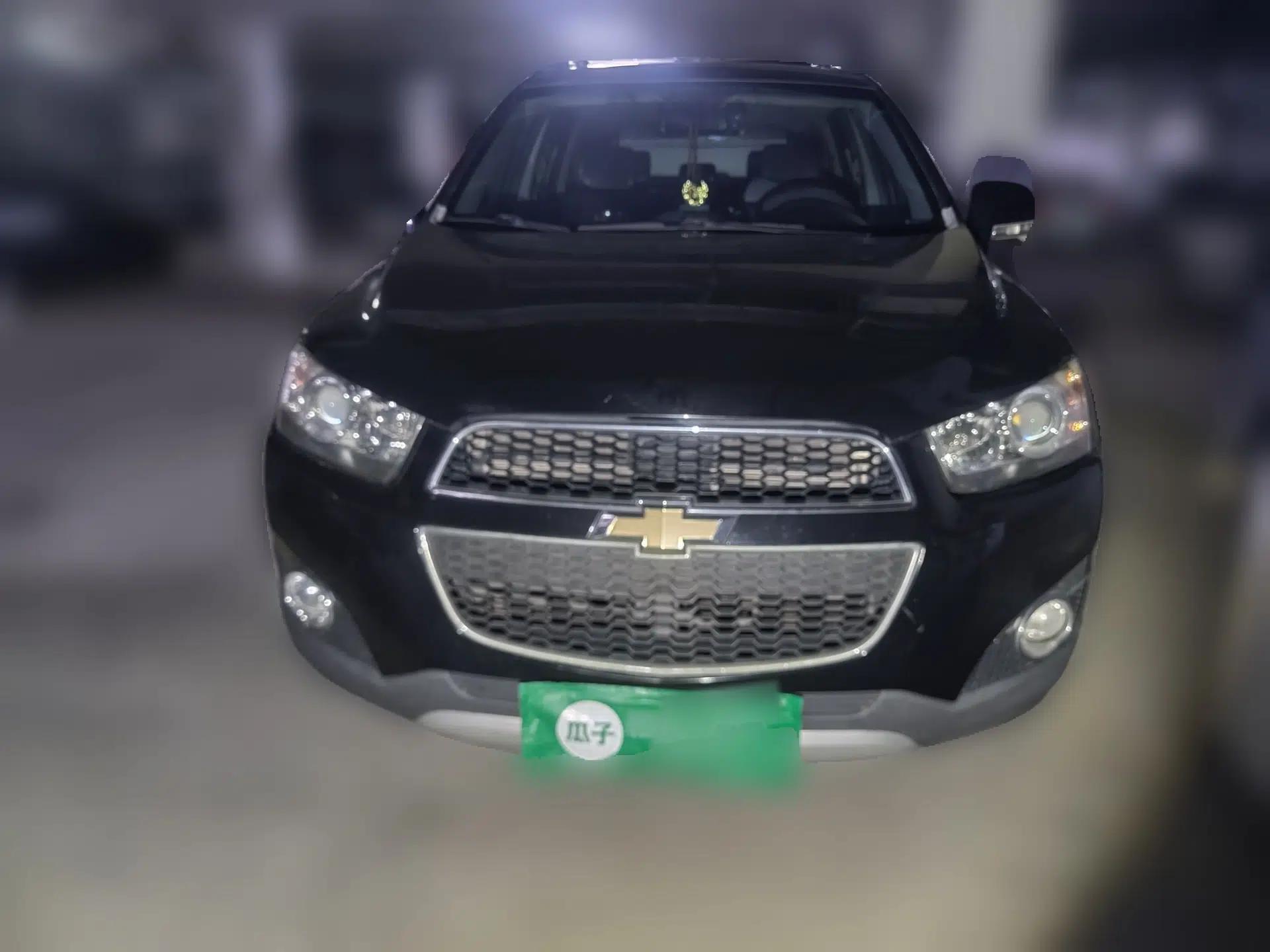 Chevrolet Captiva 2011 2.4 AT 7-Seater Luxury Edition — миниатюра 2