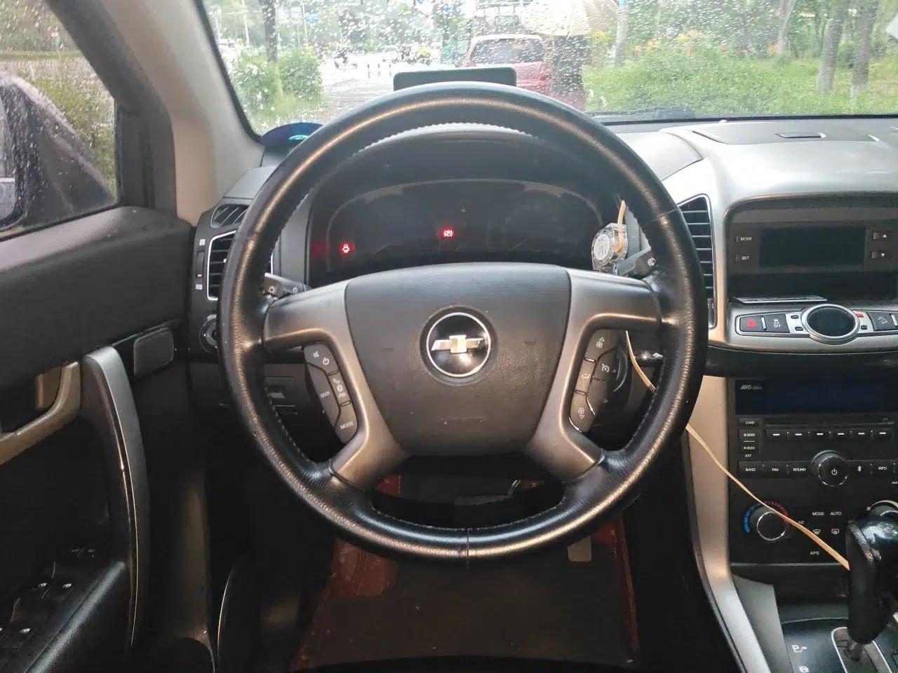 Chevrolet Captiva 2012 2.4L 4x4 Flagship Edition 7 Seats — миниатюра 11