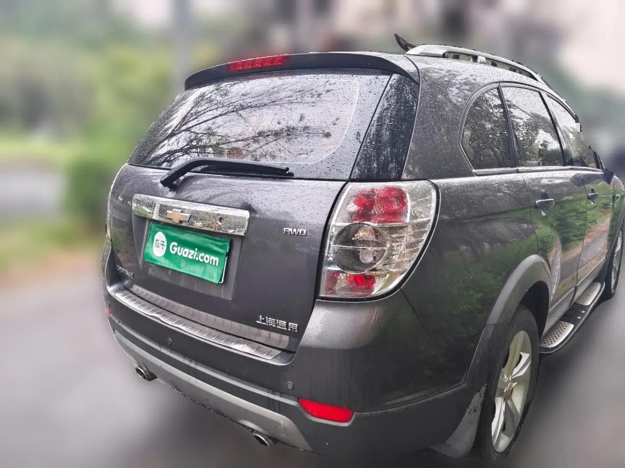 Chevrolet Captiva 2012 2.4L 4x4 Flagship Edition 7 Seats — миниатюра 6