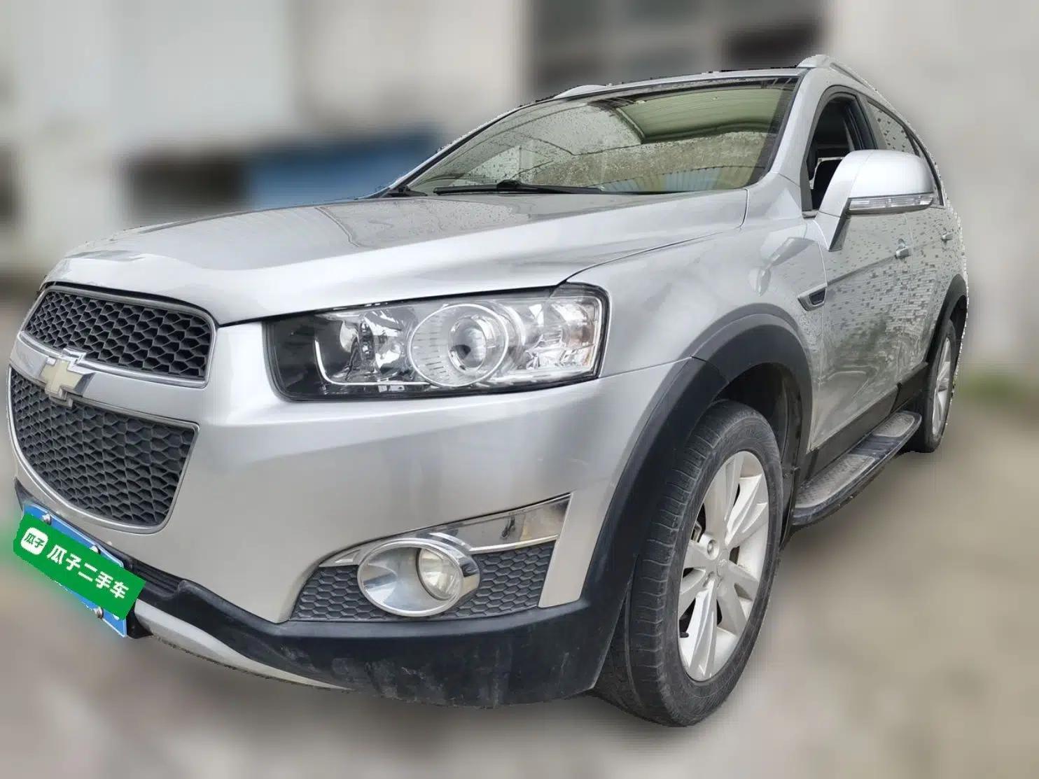 Chevrolet Captiva 2014 2.4L 4x4 Flagship Edition 7 Seats — миниатюра 1