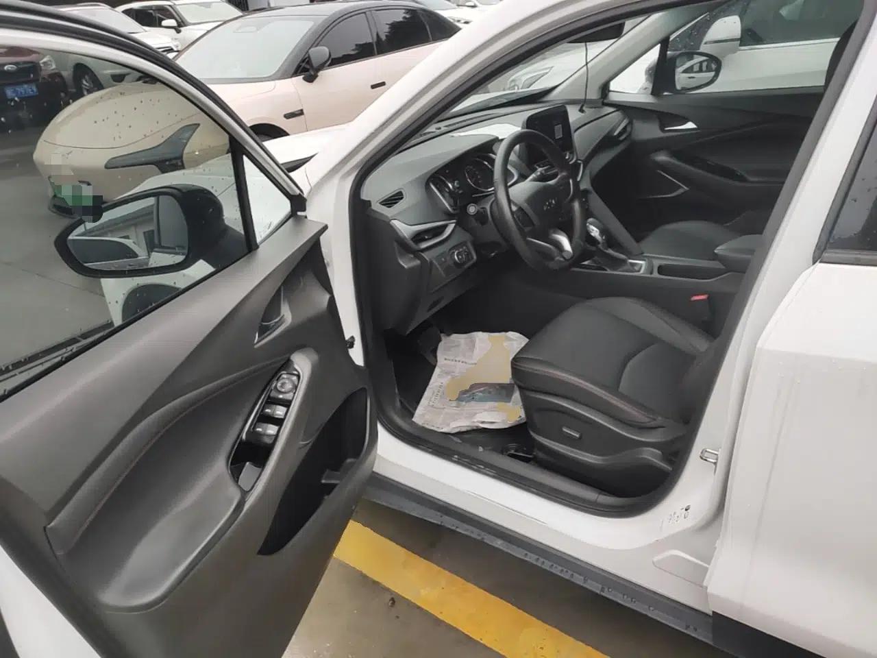 Chevrolet Orlando 2020 Light Hybrid Redline 530T Automatic Enjoyment Edition (5+2 Models) — миниатюра 19
