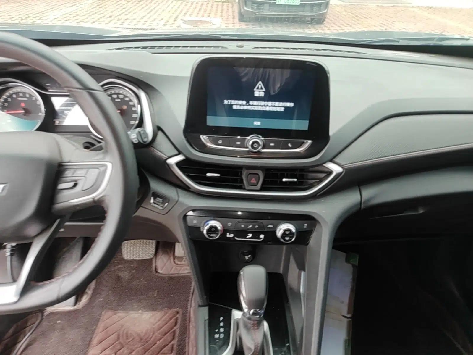 Chevrolet Orlando 2019 Redline 530T Automatic Enjoyment Version (5+2 Seating) China VI — миниатюра 16