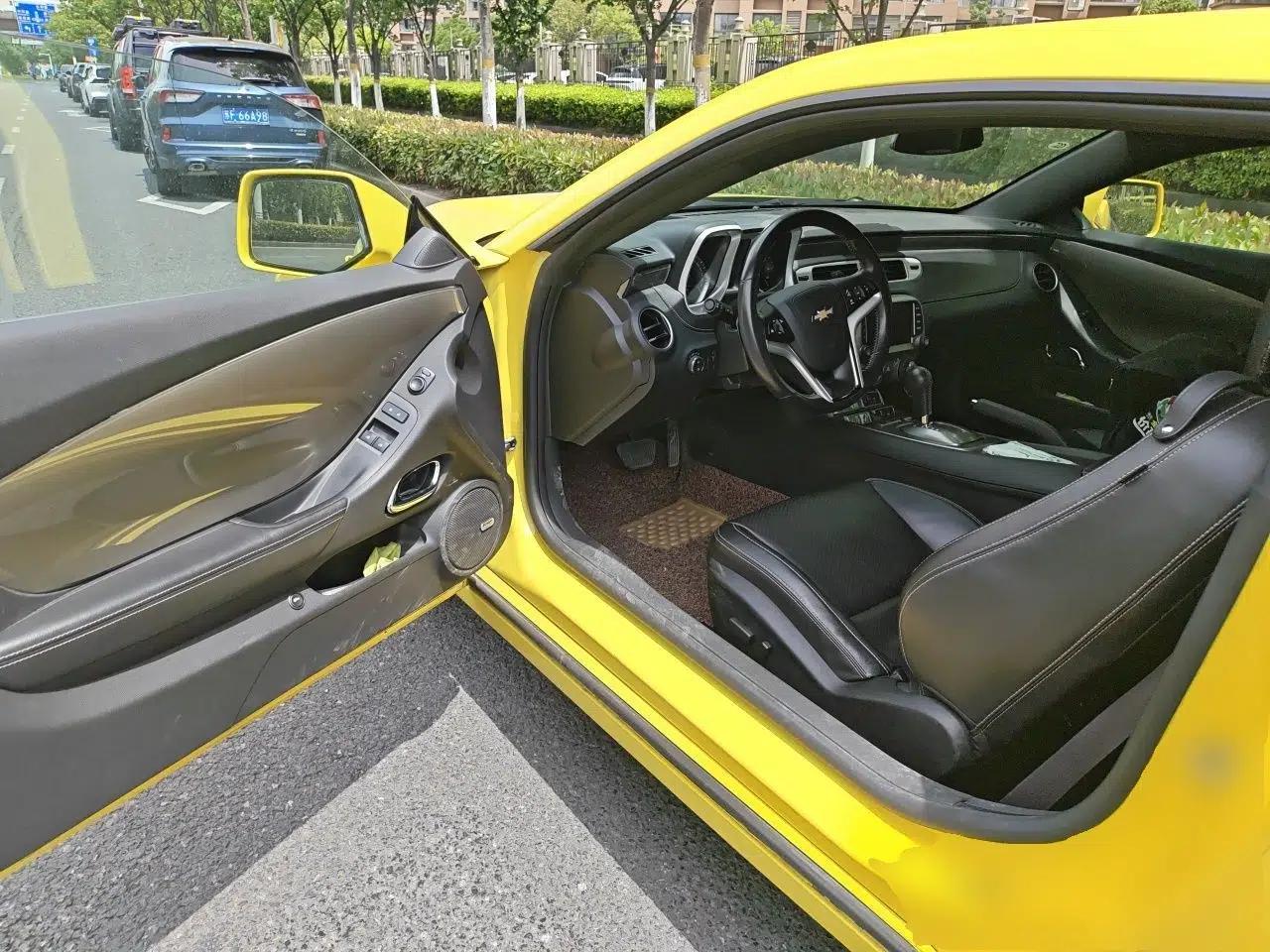 Chevrolet Camaro 2015 3.6L RS Limited Edition — миниатюра 17