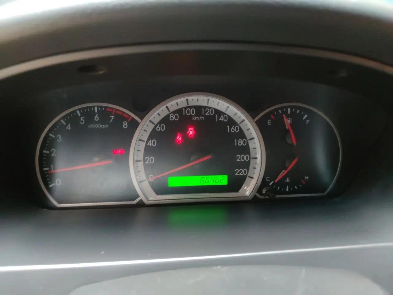 Chevrolet Epica 2010 1.8 Luxury Navigation Model MT — миниатюра 12