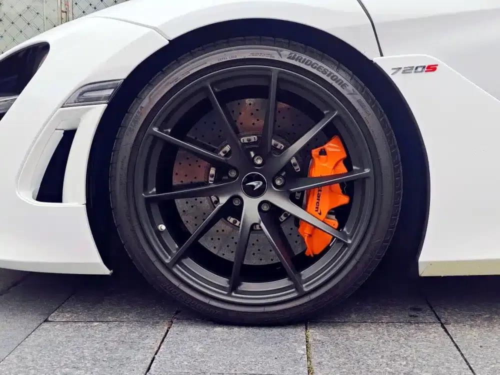 McLaren 720S 2019 4.0T Coupe — миниатюра 13