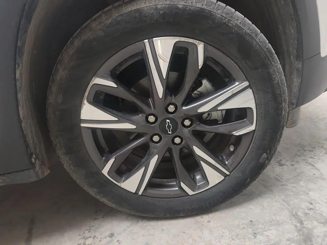 Chevrolet Trax 2022 Encore RS 1.5T CVT CoolMAX — миниатюра 8