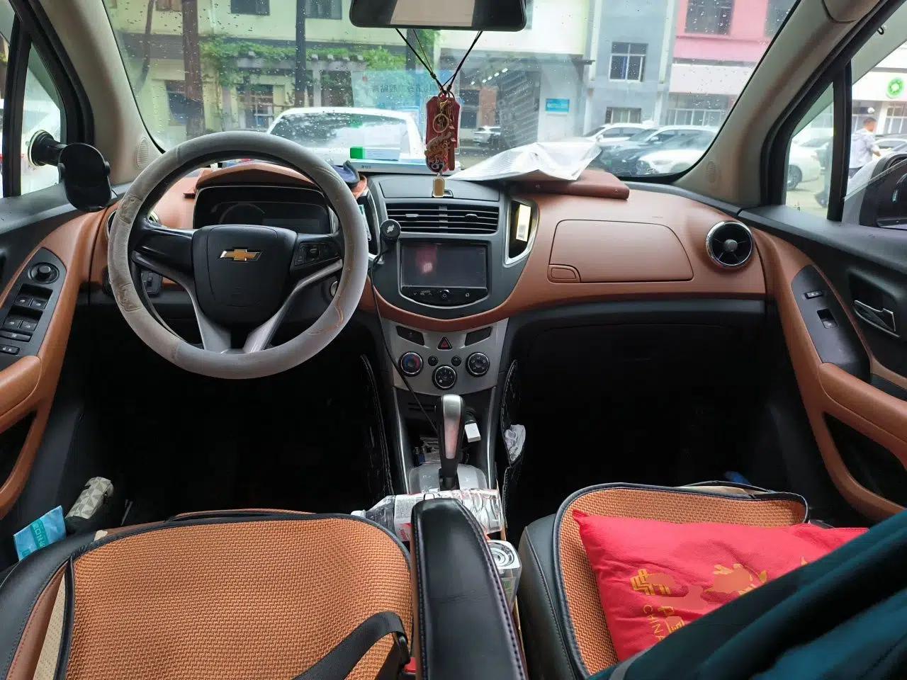 Chevrolet Trax 2016 1.4T Automatic Two-Wheel Drive Luxury Version — миниатюра 10