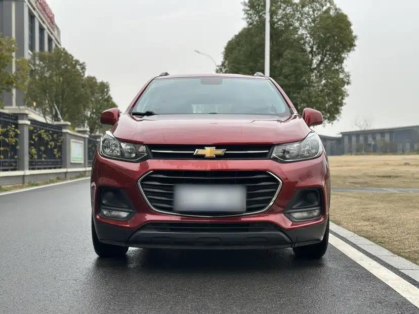 Chevrolet Trax 2018 330T Automatic Two-Wheel Drive Elite Model — миниатюра 4