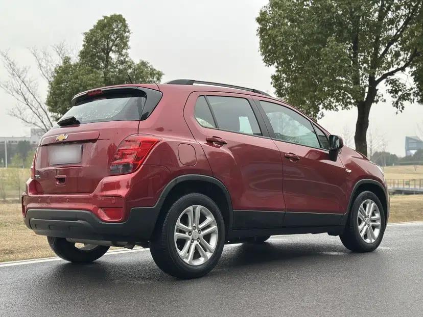 Chevrolet Trax 2018 330T Automatic Two-Wheel Drive Elite Model — миниатюра 6