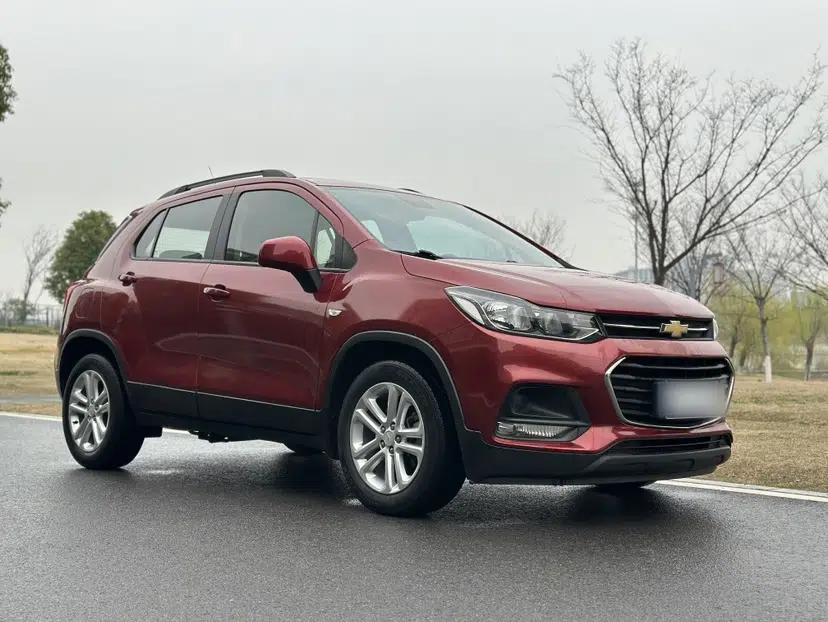 Chevrolet Trax 2018 330T Automatic Two-Wheel Drive Elite Model — миниатюра 7